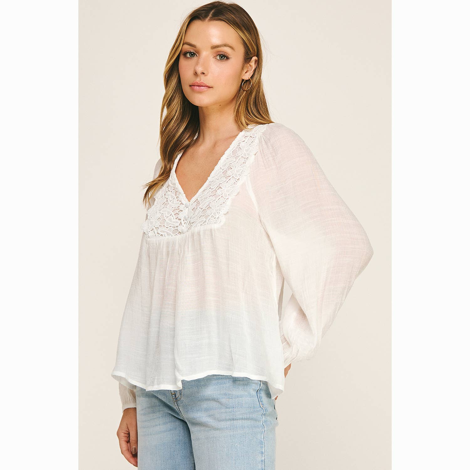 BOHO LACE V-NECK FLOWY BLOUSE
